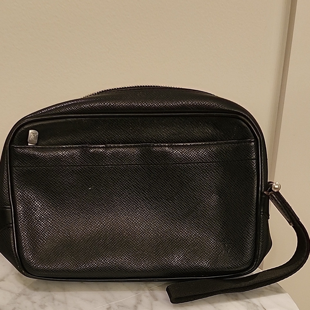 Louis Vuitton Black Taiga Leather Bag